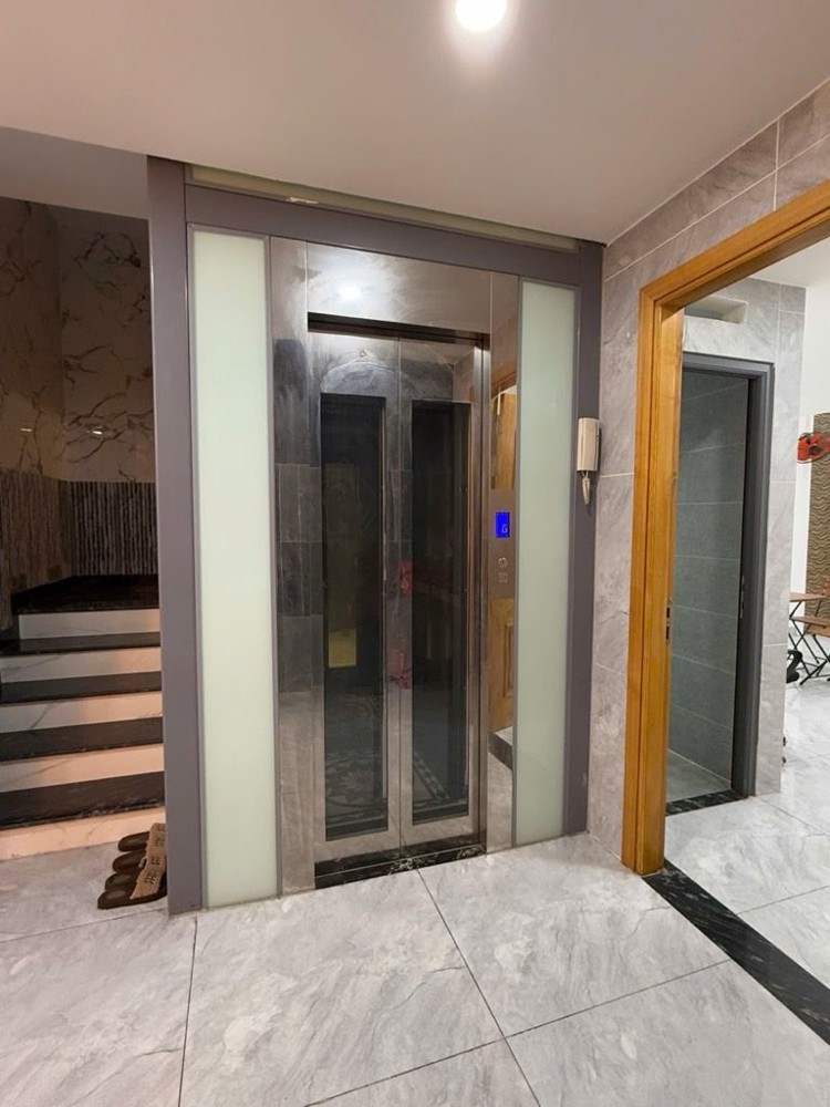 Nhà mới gần Hoàng Văn Thụ, Tân Bình – Diện tích 128m², 5 tầng, giá 20  tỷ