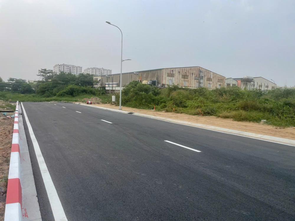 BÁN LÔ ĐẤT (6.8X19) GÓC 2 MẶT TIỀN DUƠNG THỊ GIANG, TÂN THỚI NHẤT, Q12