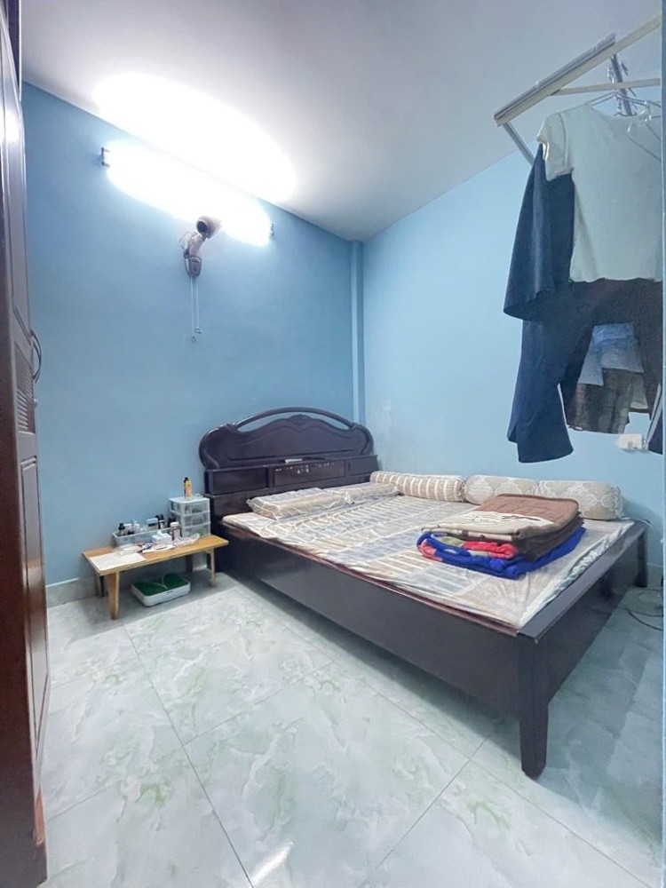 HIẾM! NHÀ ĐẸP LẠC LONG QUÂN P10 – 36m² GIÁ CHỈ 3.9 TỶ – NỞ HẬU TÀI LỘC