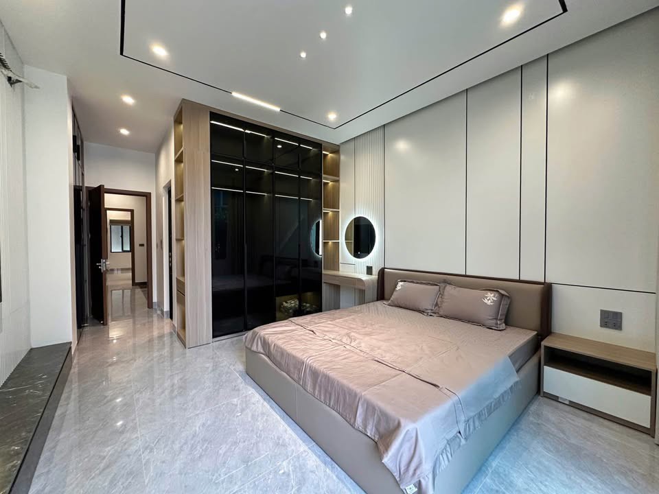 CCMN Triều Khúc, 55m, 10.2 Tỷ, 6 tầng thang máy, 11 phòng, lô góc ô tô,