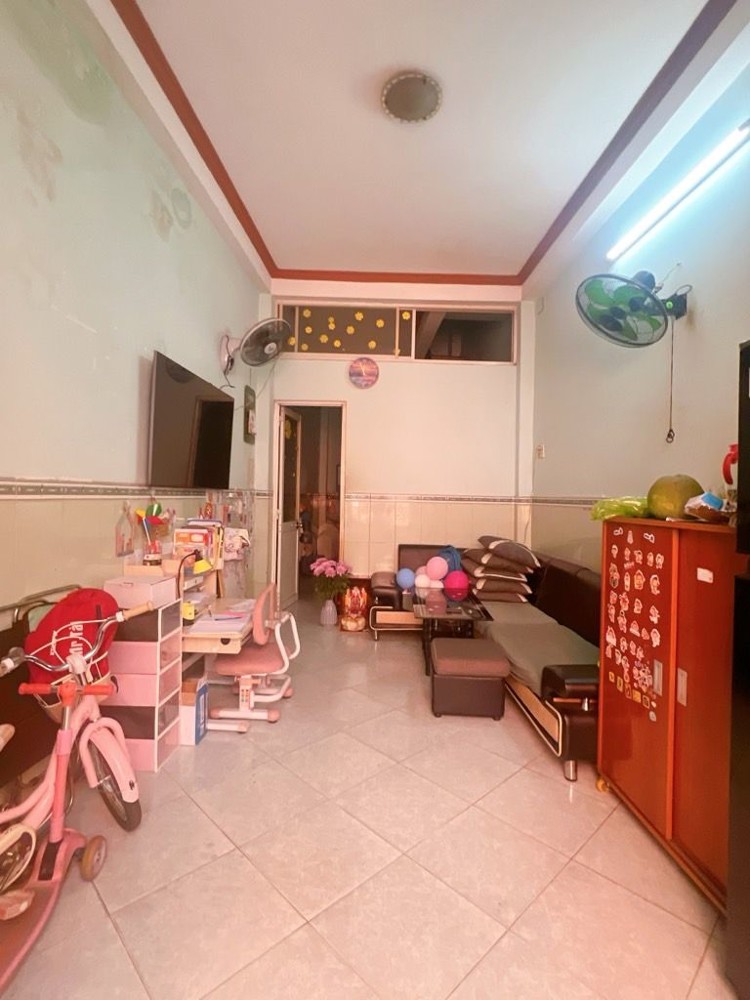 TRUNG TÂM TÂN PHÚ - HẺM OTO  - VÀI BƯỚC RA MẶT TIỀN LUỸ BÁN BÍCH - 3 TẦNG - DTSD 51.8M2 - GIÁ 4.4