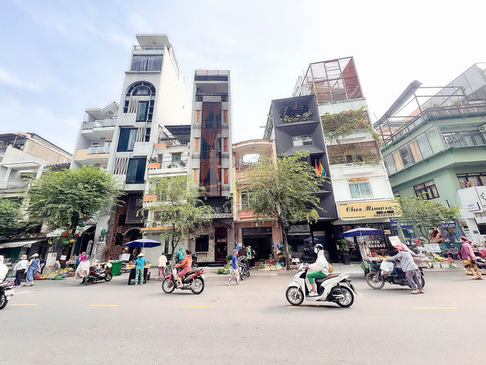 BÁN NHÀ 3 TẦNG MTKD Đ.ĐỀ THÁM, QUẬN 1 - NGANG 4M*17M VUÔNG CHUẨN ĐẸP - VỊ TRÍ VIP - NGAY PHỐ TÂY