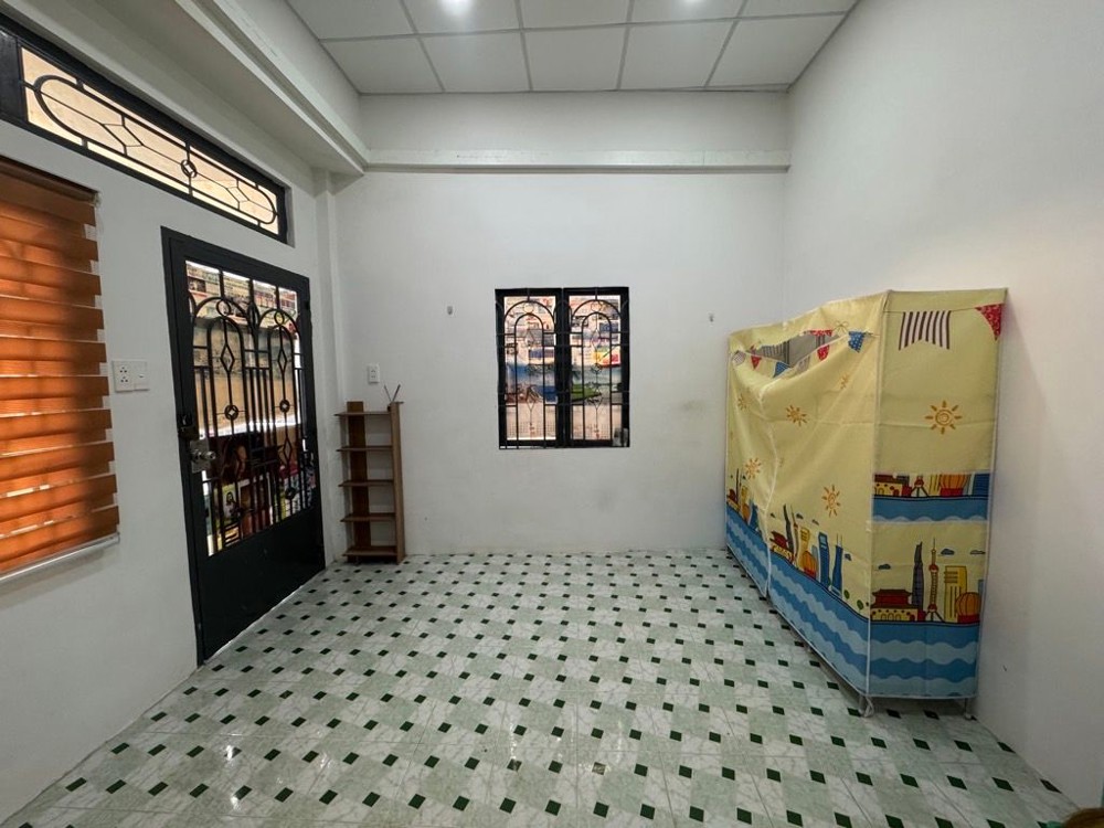 Đường 3/2 P2 Quận 11 - 32m2 - 2 Tầng đúc - Gần Mặt Tiền - Khu Phố Người Hoa