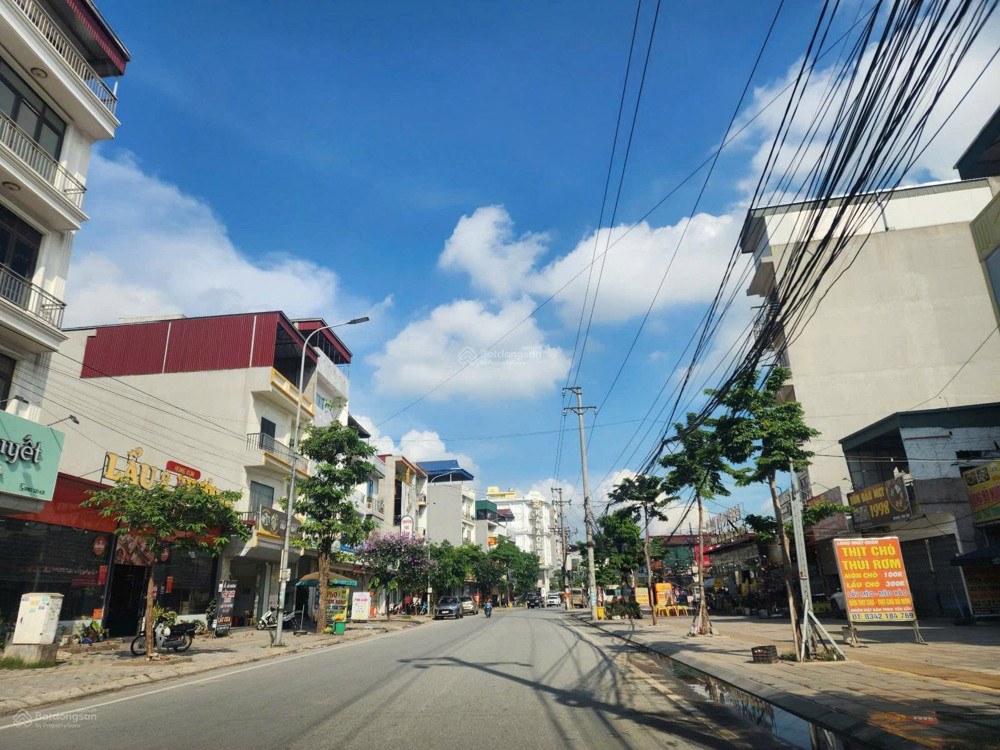 Bán lô giãn dân Lãm Làng - Phường Vân Dương, Bắc Ninh, Bắc Ninh. ngay cạnh công viên k lỗi