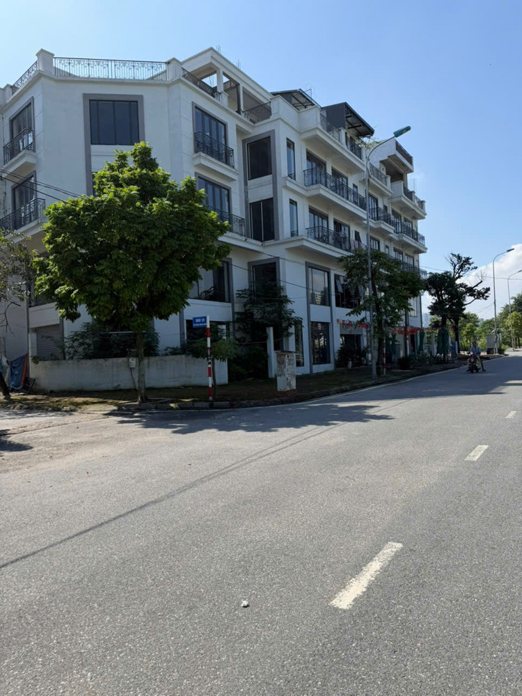 BÁN ĐẤT TÁI ĐỊNH CƯ TRÂU QUỲ – VỊ TRÍ ĐẸP, GIÁ TỐT – ĐƯỜNG 19M CÓ VỈA HÈ