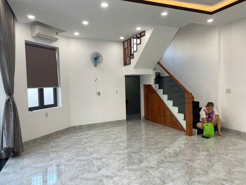 Nhà 3 Tầng 2 Mặt Tiền Mai An Tiêm – 800m Ra Biển – 6.7 Tỷ