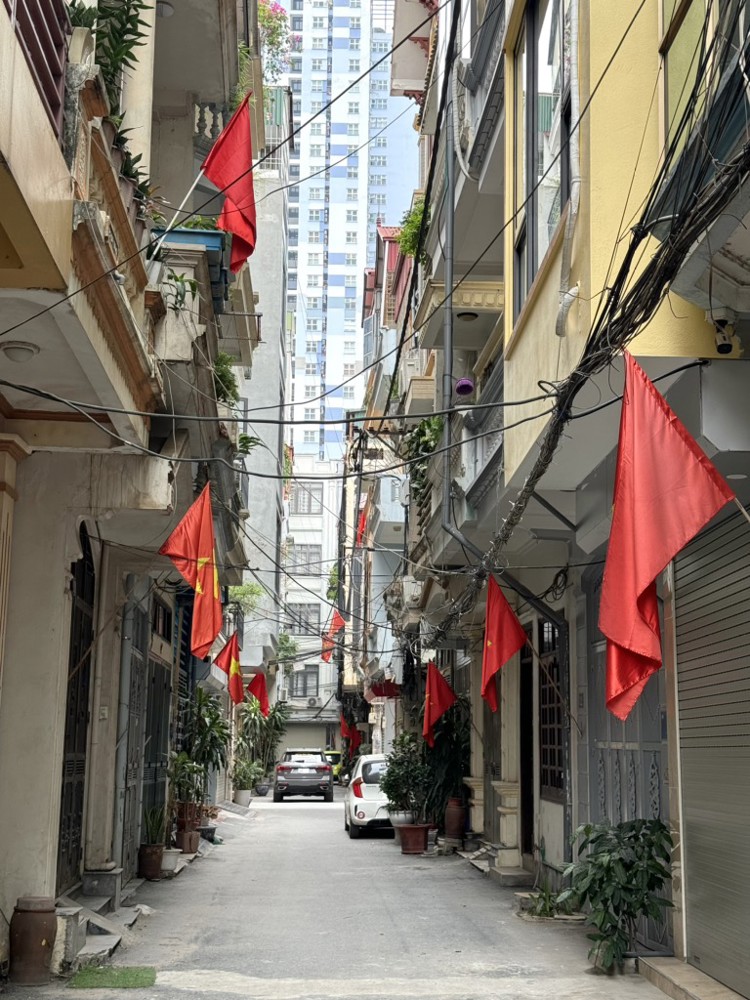 BÁN NHÀ LÊ TRỌNG TẤN - Ô TÔ ĐỖ CỬA - VÀI BƯỚC Ô TÔ TRÁNH - 5 TẦNG XÂY MỚI -  LÔ GÓC - THANG MÁY - Ở