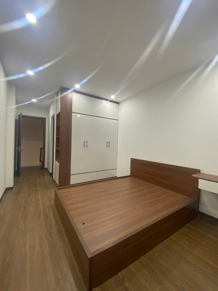 Bán Nhà Mới Nguyễn Văn Linh – Long Biên