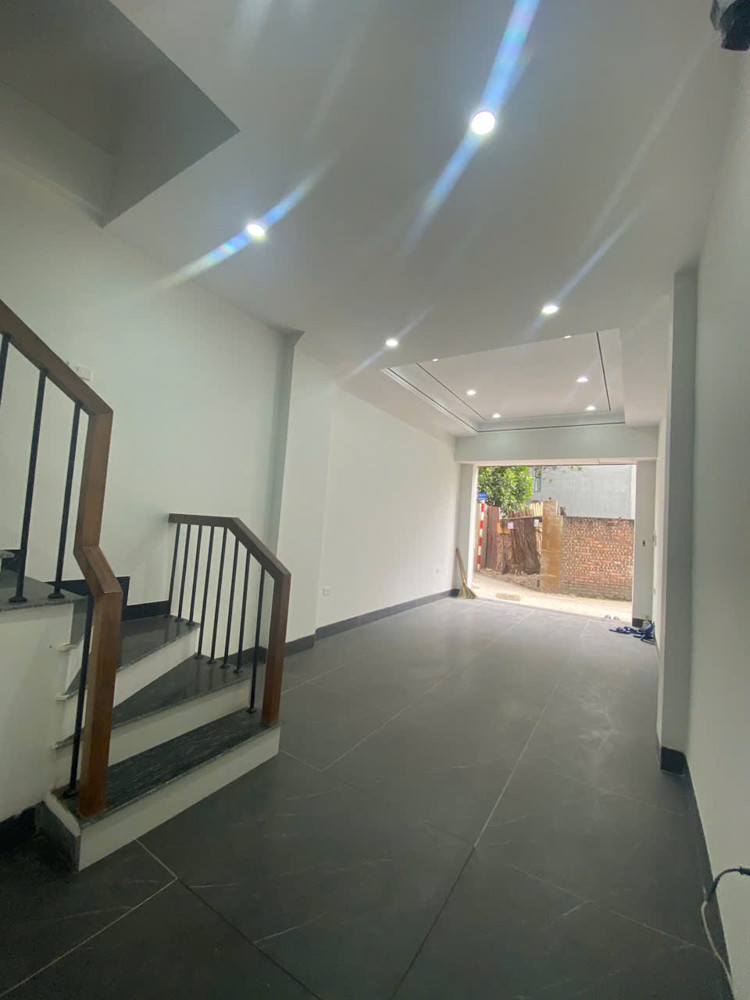 Bán Nhà Mới Nguyễn Văn Linh – Long Biên