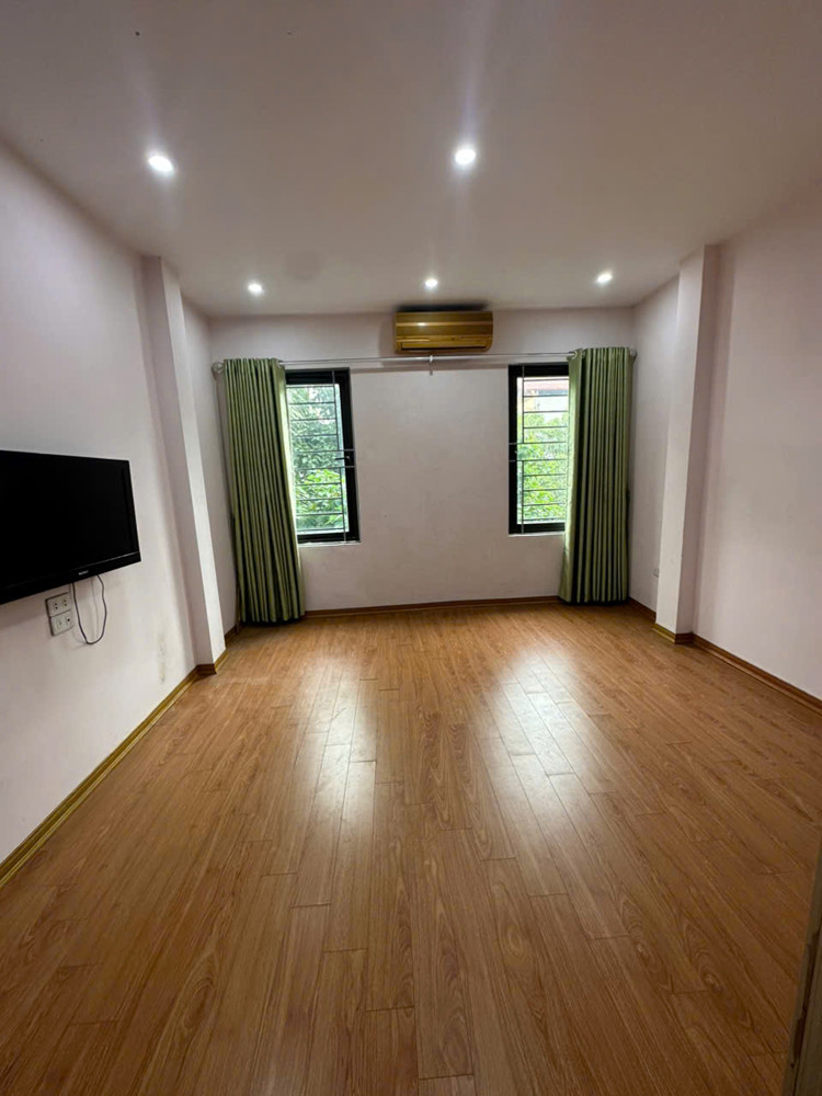 BÁN NHÀ NGỌC THỤY – 31m² × 4 tầng – Giá 7 tỷ