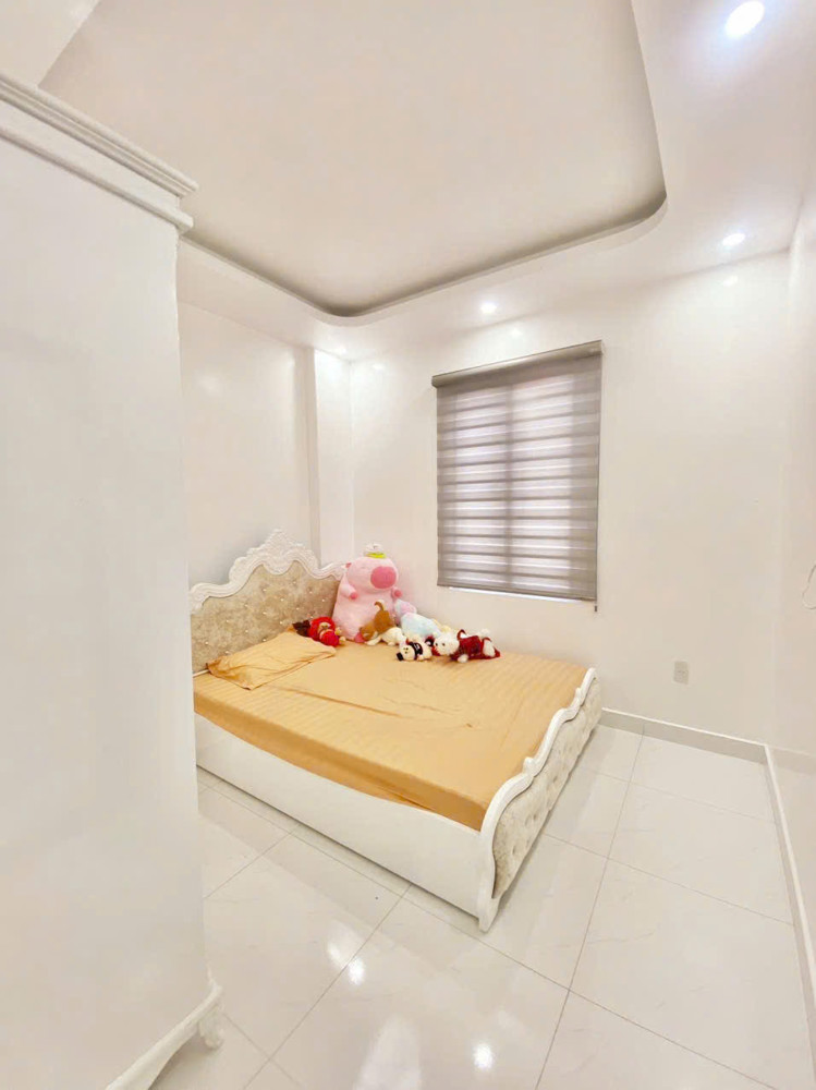 Giảm Giá 150 Triệu – Bán Nhà 4 Tầng Văn Cao, Hải Phòng – Mặt Tiền Rộng Hơn 6m, Full Nội Thất