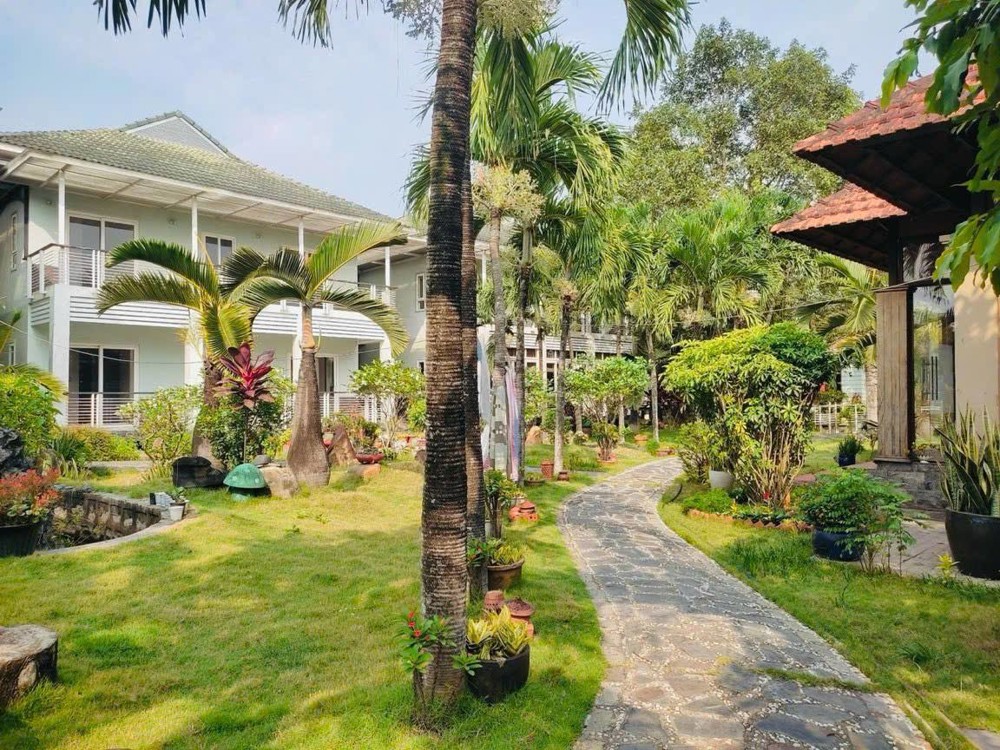 Bán nhà mặt tiền 50x120m giá 95 tỷ Đường Thanh Niên