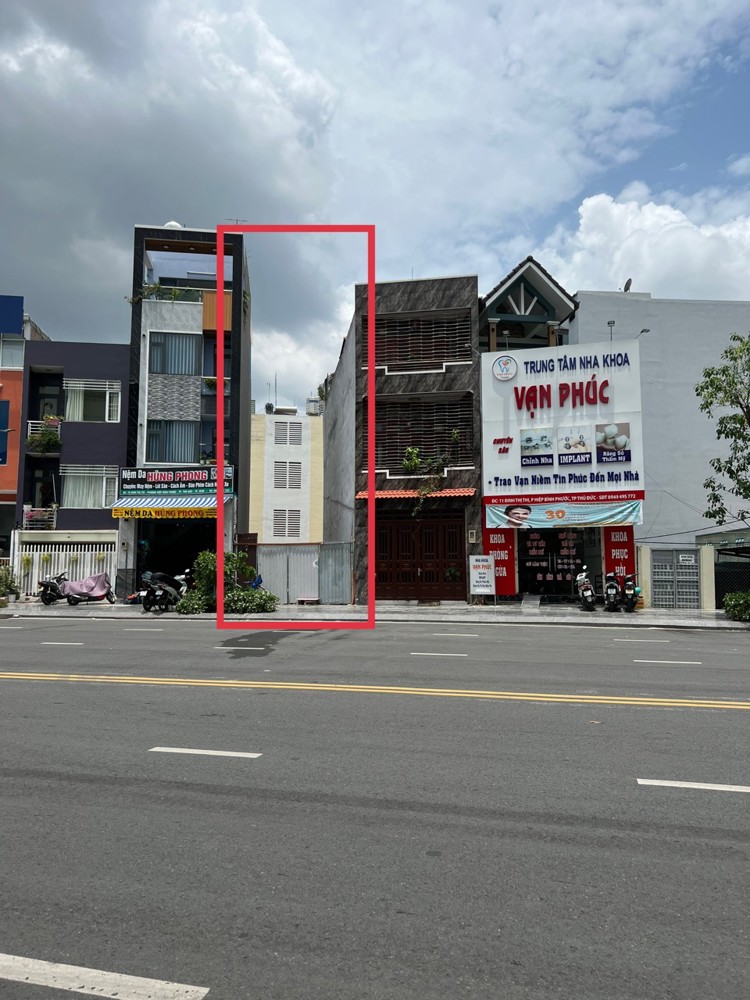 Bán Lô Đất Tặng Nhà Trệt Lầu Mặt Tiền Đinh Thị Thi - Hiệp Bình Phước - Thành Phố Thủ Đức