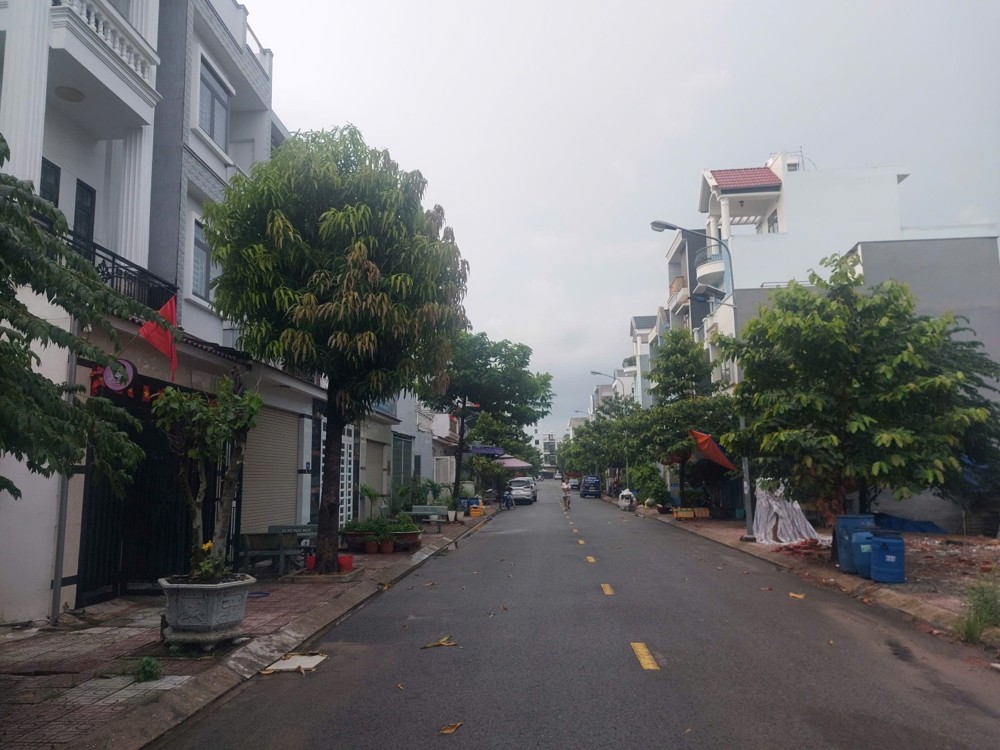 Cơ hội hiếm! Nhà 62m², đường D2 Phú Hồng Thịnh 6 – Giá chỉ hơn 5 tỷ