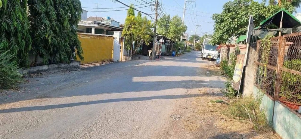 Bán nhà mặt tiền 35x35m giá 30 tỷ Đường Bà Điểm, Hóc Môn