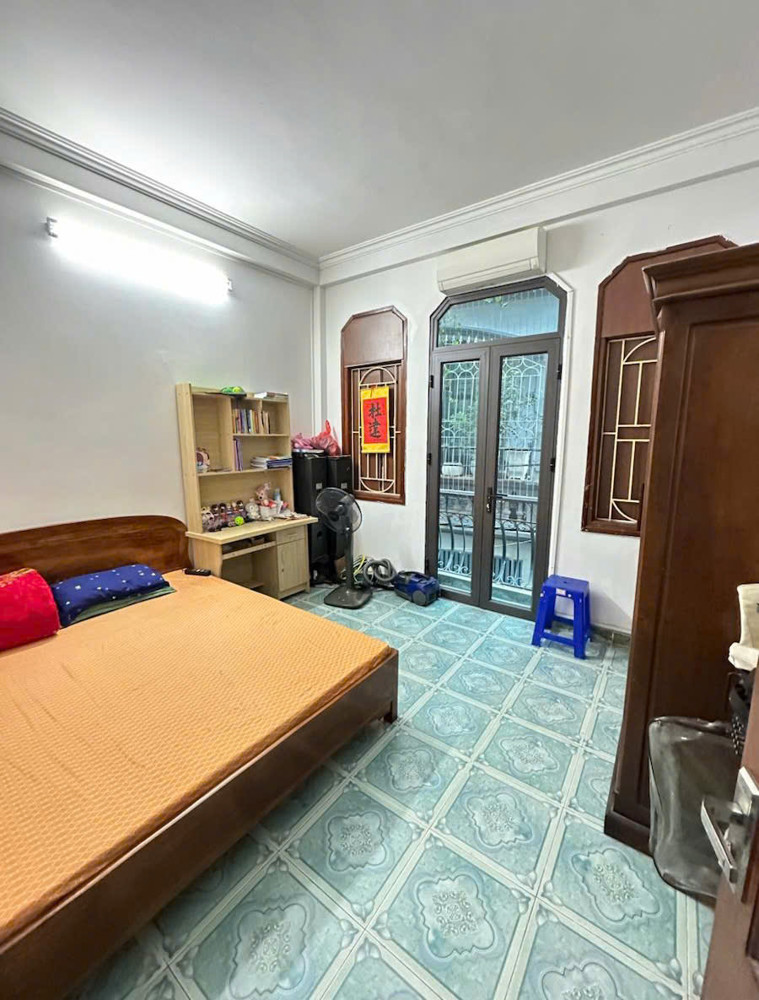 Bán nhà Khương Đình – Thanh Xuân 40m² × 4 tầng, ngõ nông gần phố, thiết kế 5 phòng – Giá 10,5 tỷ