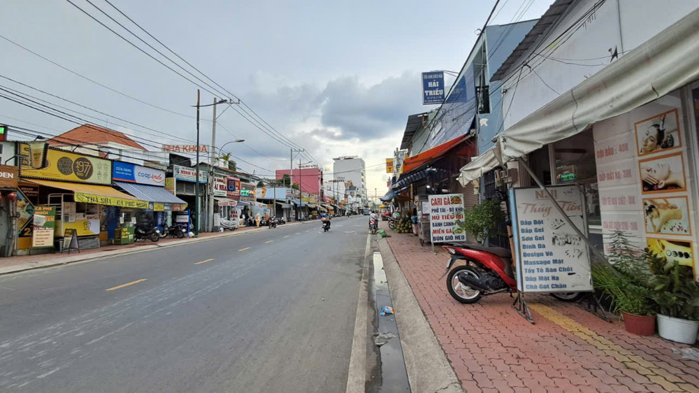 Bán Nhà Cấp 4 Mặt Tiền Quốc Lộ 13 Cũ, Hiệp Bình Phước, Thành Phố Thủ Đức