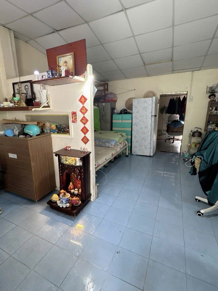 D1673 ⚡️ sát chợ Bà Chiểu, SHR, Vuông, HXH, 4.6x10m, 4.x tỷ