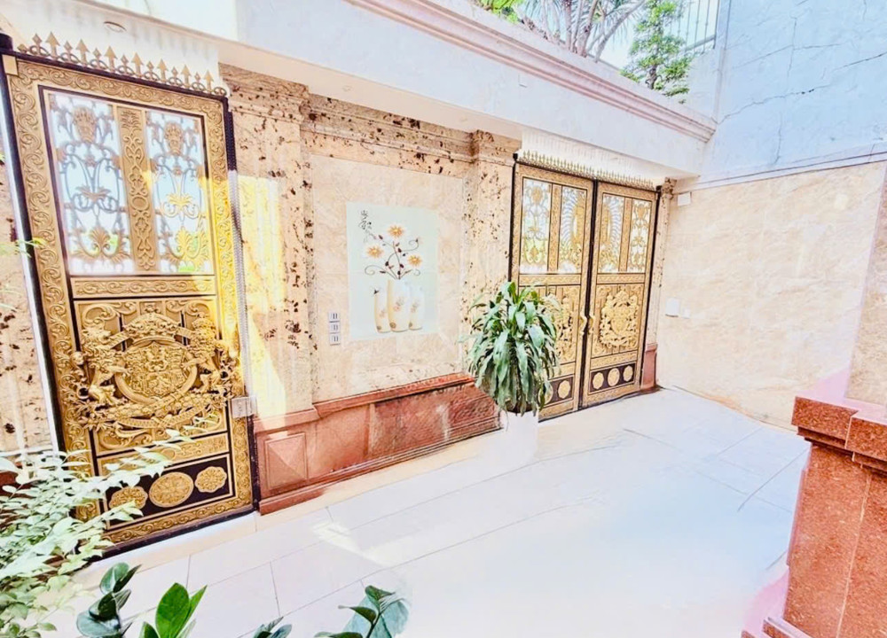 Biệt thự vị trí vàng Tân Bình – sát Nhà ga T3 – hầm + 5 tầng – thang máy – 150m², ngang 7.5m