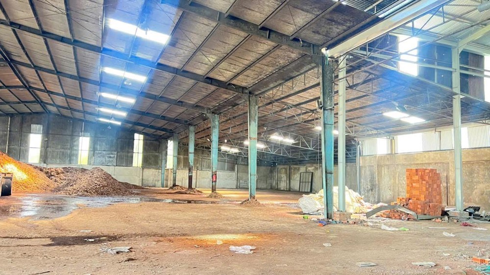 XT660 nhà xưởng cho thuê lâu dài, xa dân cư trống xưởng có thể hoạt động liền