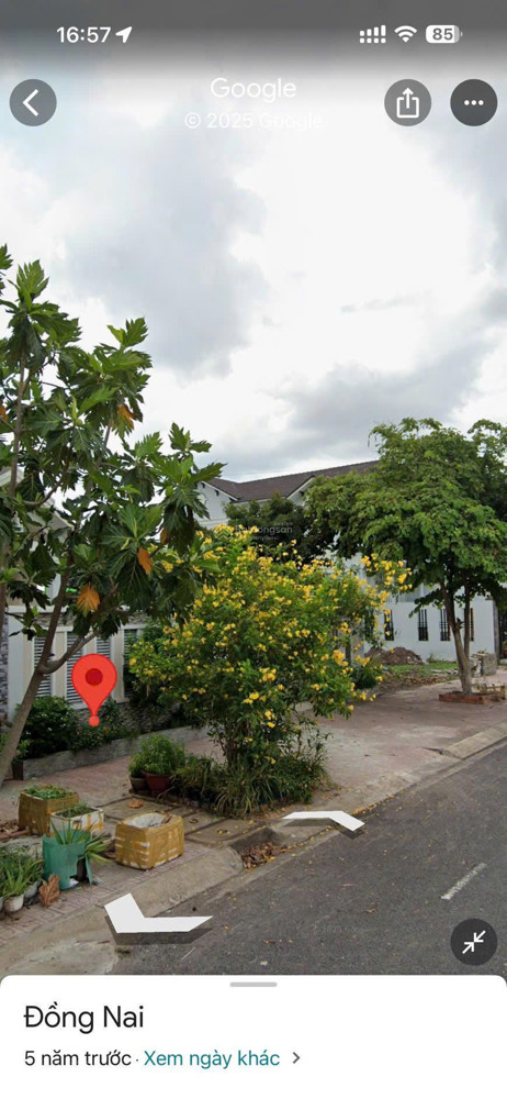 Cần bán gấp nhà mặt tiền 12m đường trục D5 rộng 15m khu tái định cư Thái Lạc