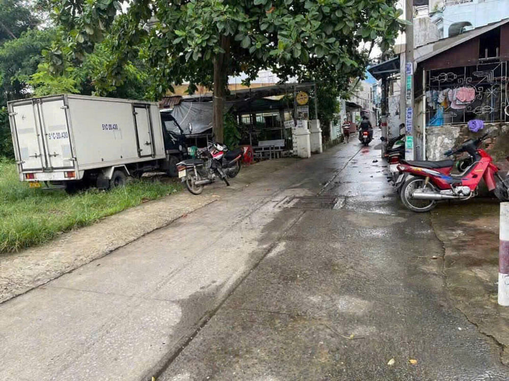 Bán đất 1409m2 full thổ giá 150 tỷ Đường 7m Quốc Lộ 1A