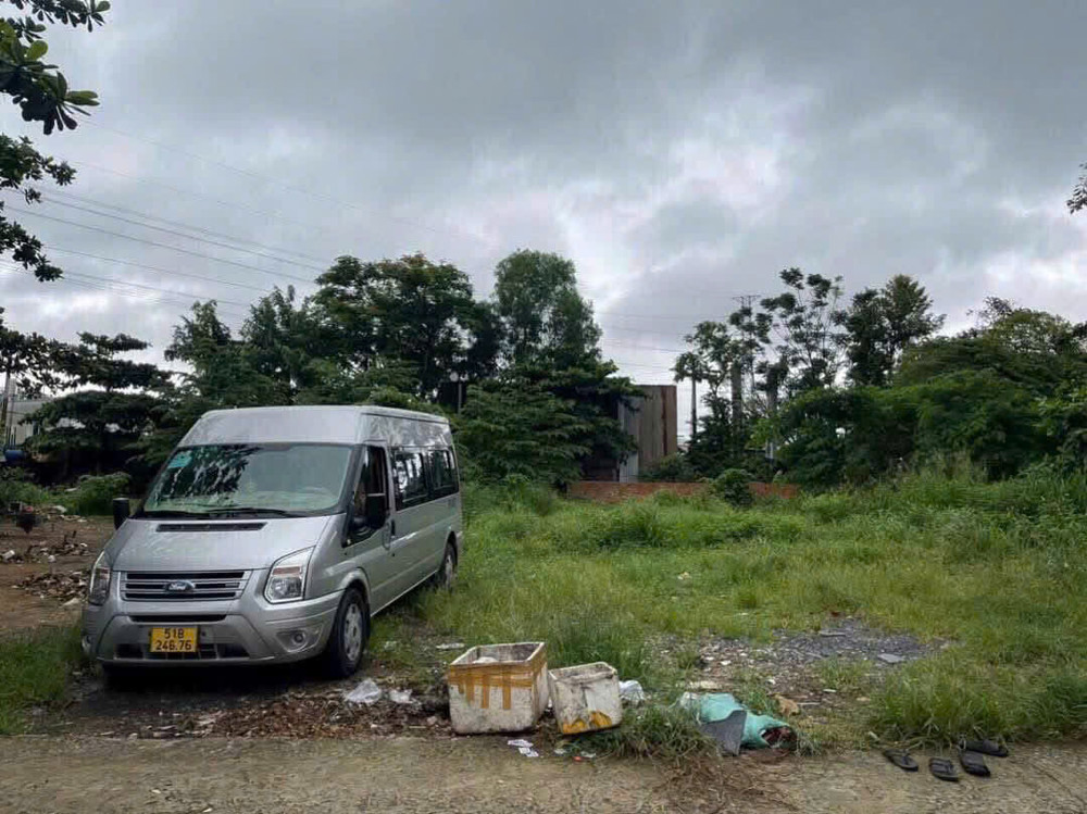 Bán đất 1409m2 full thổ giá 150 tỷ Đường 7m Quốc Lộ 1A