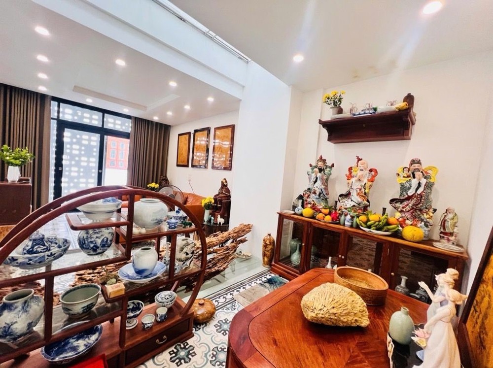 Bán nhà phố Thái Hà_đắc địa_lô góc_ mt 8m_ô tô tránh vỉa hè_kd đỉnh_55m2_giá chào 25 tỷ