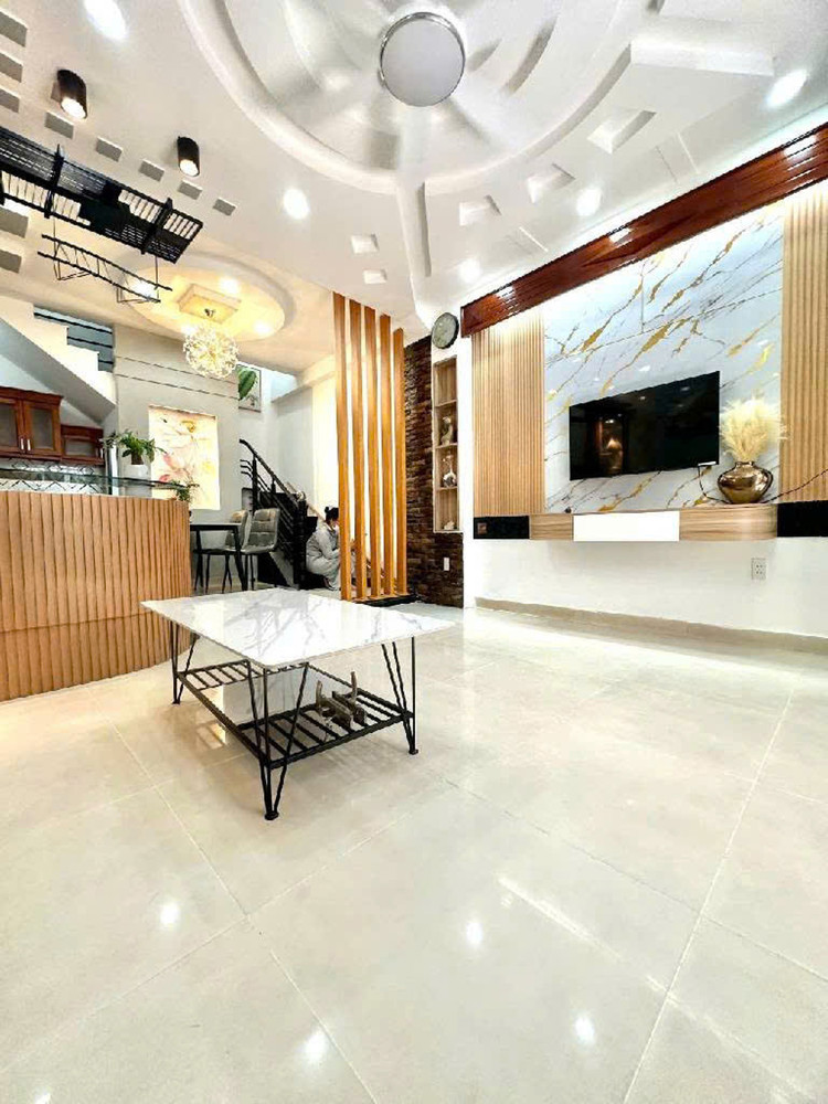 H1680 💥 sát ngã 6 Gò Vấp, SHR, Lô góc, 2 tầng, 4x7m, 3.x tỷ