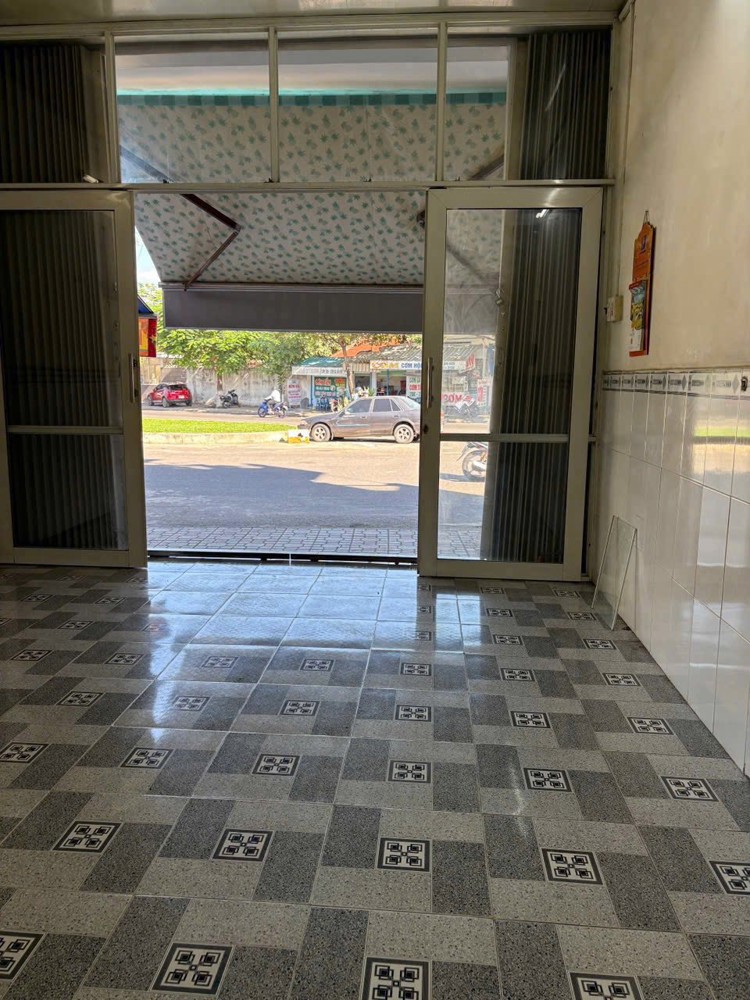 BÁN NHÀ 2 TẦNG MẶT TIỀN KINH DOANH ĐƯỜNG PHƯỚC LONG