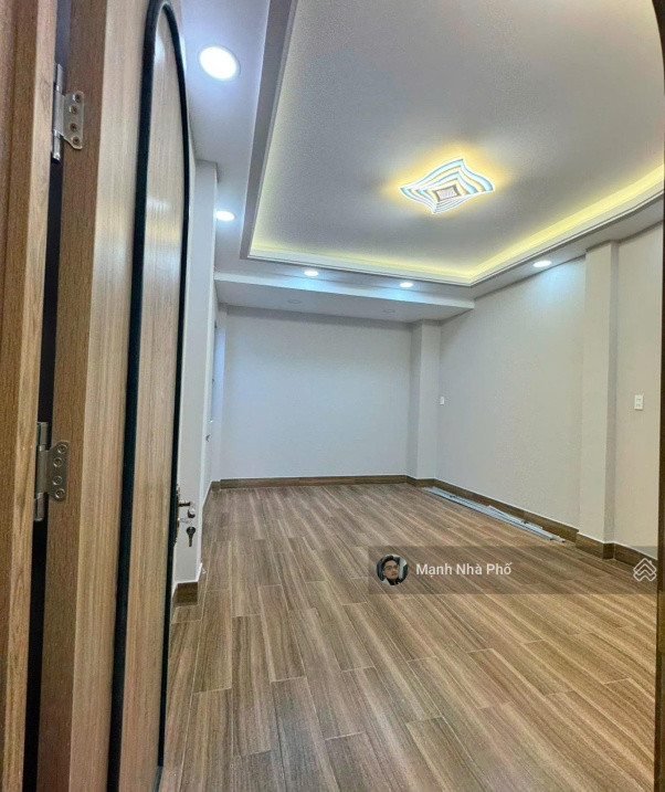 Chính chủ bán nhà Lạc Long Quân P5 Q11 HXH 4x10m full NT 4.98 tỷ TL