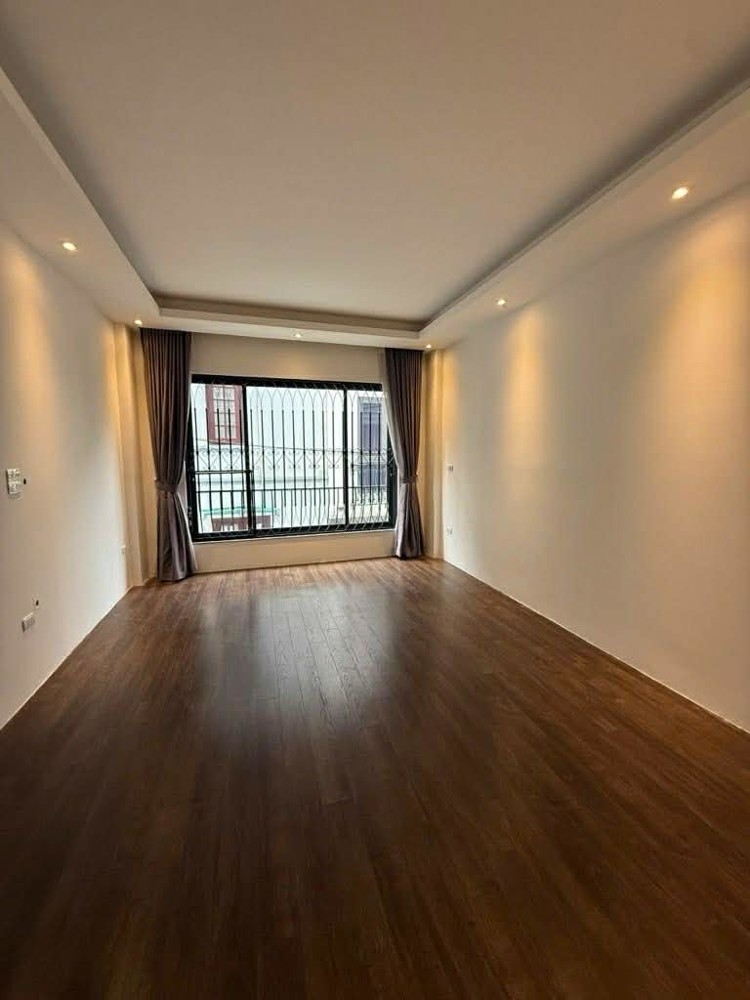 bán nhà Ngọc Thuỵ, ôtô tránh vào nhà, cạnh khu đô thị Khai Sơn-trường Việt Pháp