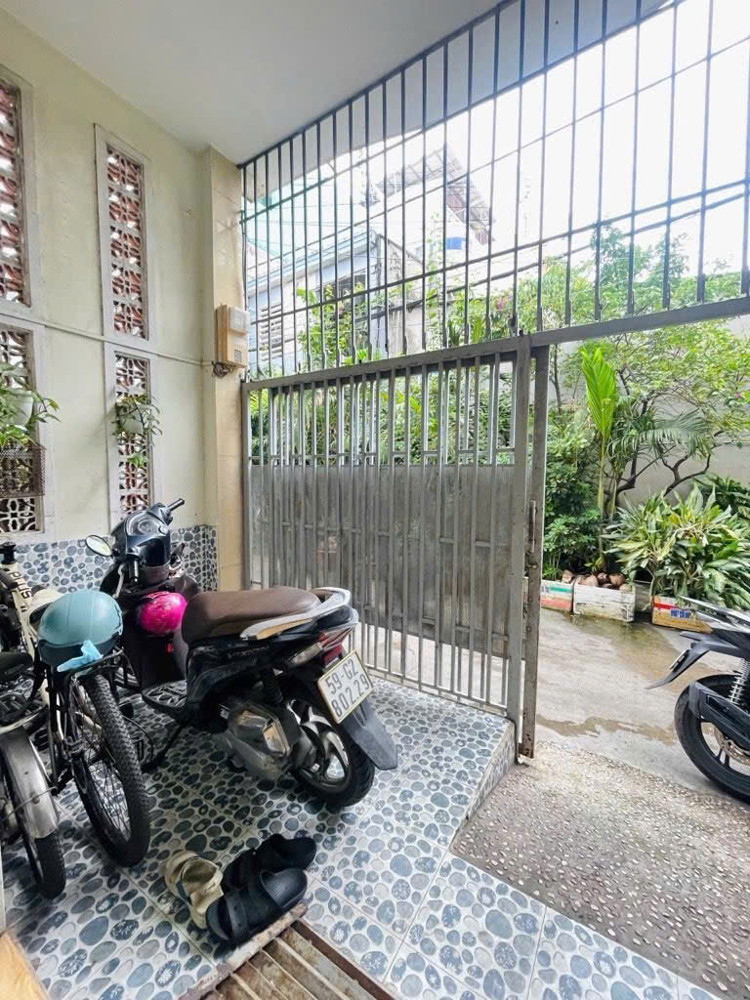 Vị trí cực hiếm – MẶT TIỀN LÊ THỊ NHO