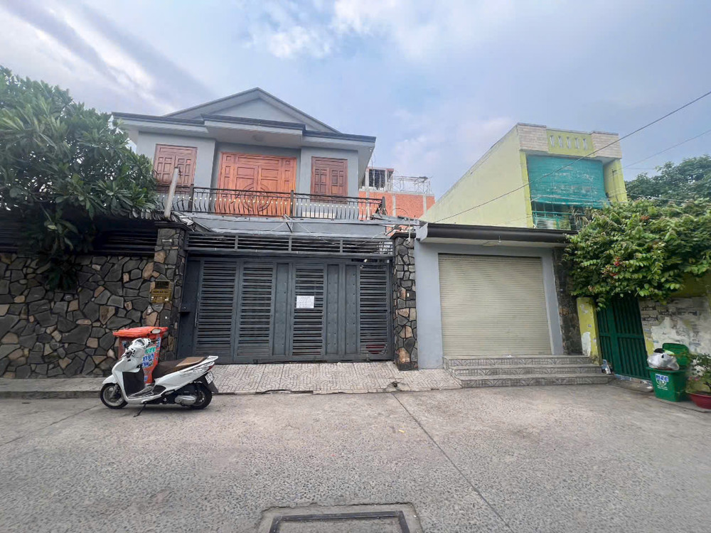 HOT – HÀNG HIẾM GIỮA QUẬN 12 BÁN XƯỞNG HẺM XE TẢI 8M, P. TÂN THỚI NHẤT