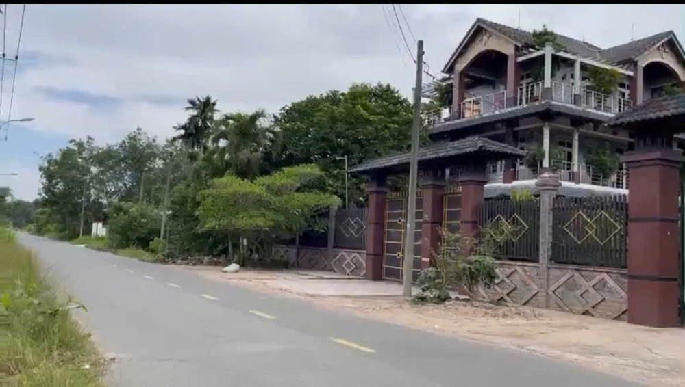 BÁN 2.700m2 ĐẤT MẶT TIỀN BẾN SÚC – CỦ CHI, GIÁ CHỈ 17.5 TỶ!