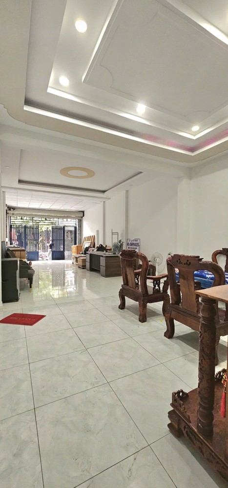 Bán nhà  đường Số 13, Linh Xuân, TP HCM. DT 100m2, 2 tầng, 3PN, SH, 6.8 tỷ. LH: 0933125879