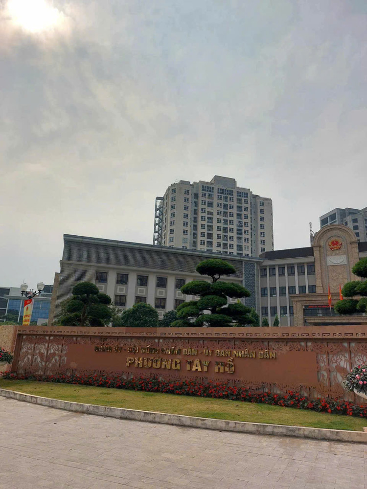 Căn hộ chung cư tái định cư C18 Xuân La, sau quận ủy Tây Hồ! - Diện tích 88m, 3 ngủ, 2 vs!