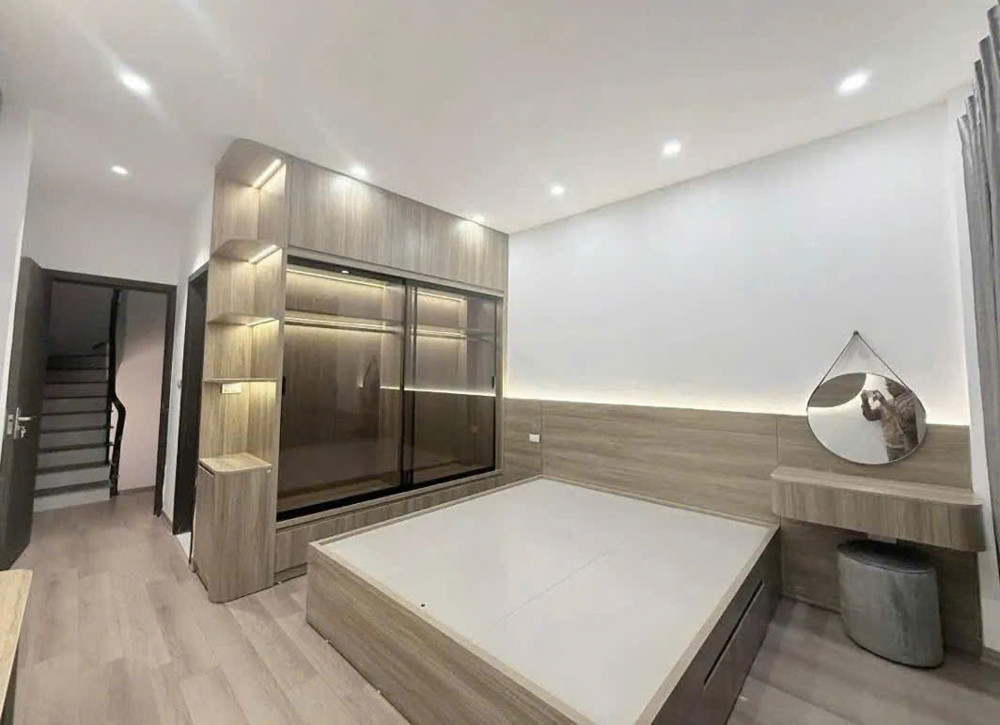 PHỐ XUÂN LA, CHƯA ĐẾN 10 TỶ - 6 TẦNG THANG MÁY, Ô TÔ ĐỖ CỔNG, NỘI THẤT XỊN XÒ