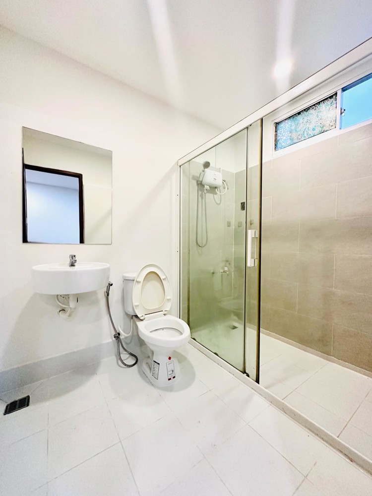 KHU VIP ĐẶNG VĂN NGỮ - XE HƠI 7 CHỖ VÀO NHÀ - NGANG HƠN 5M BỀ THẾ