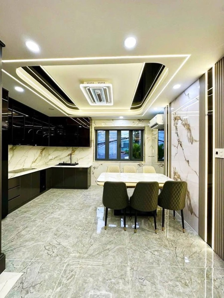 NHÀ BÁN SIÊU PHẨM 5 TẦNG HẺM XE HƠI 6M, CỰC ĐỈNH TRẦN THỊ NĂM VÀ HUỲNH THỊ HAI. TÂN CHÁNH HIỆP,