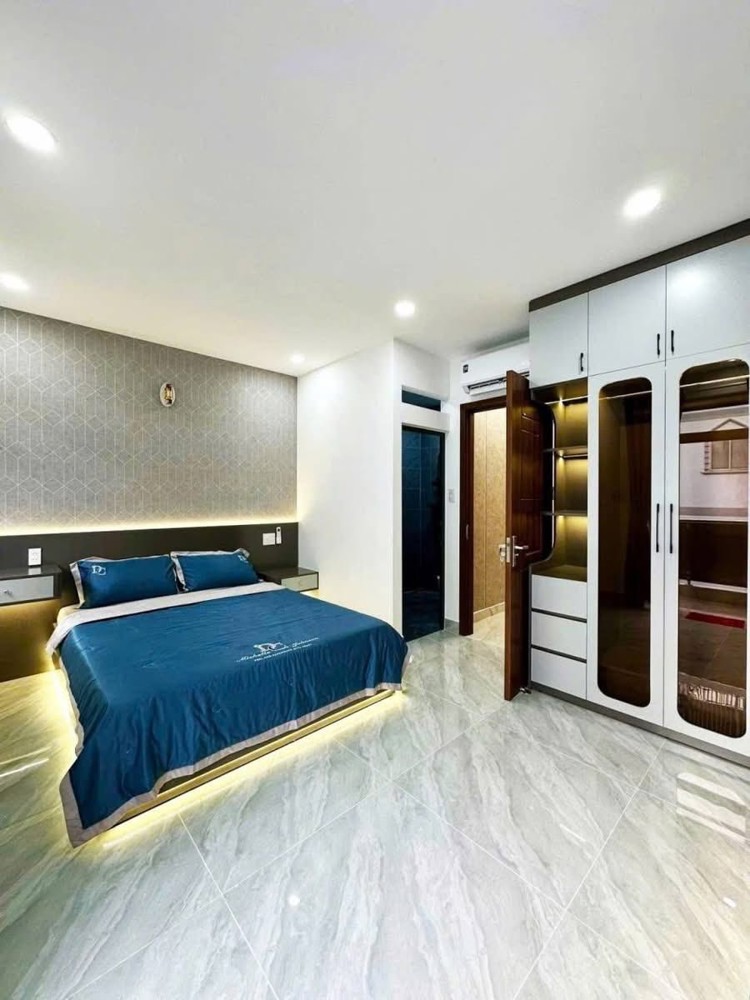 NHÀ BÁN SIÊU PHẨM 5 TẦNG HẺM XE HƠI 6M, CỰC ĐỈNH TRẦN THỊ NĂM VÀ HUỲNH THỊ HAI. TÂN CHÁNH HIỆP,