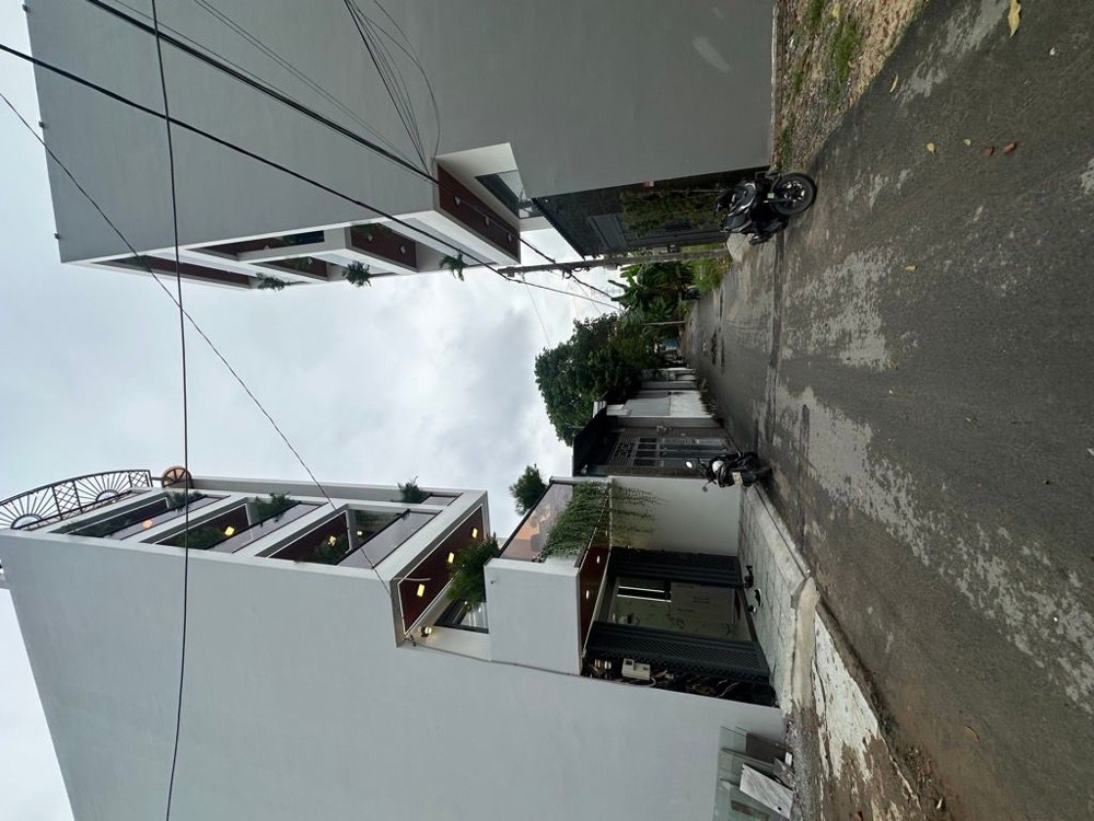 Bán nhà Hxh Tân chánh hiêp q12 98m 5 tầng mới tinh 8,3 tỷ