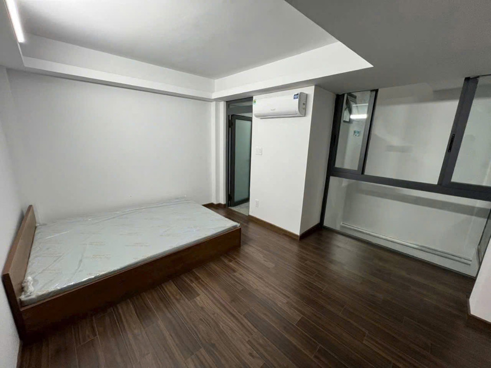 NHÀ 2 TẦNG – SÁT LÊ VĂN VIỆT – 100M² – DÒNG TIỀN 200 TRIỆU/NĂM -CHỈ 7.2 TỶ