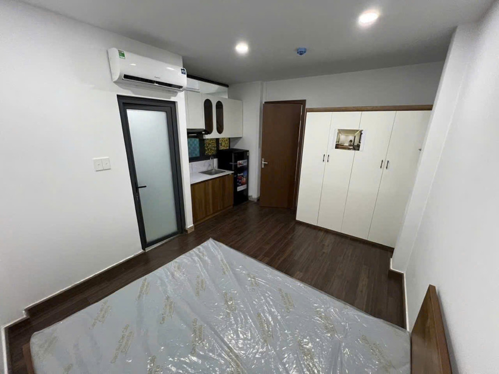 NHÀ 2 TẦNG – SÁT LÊ VĂN VIỆT – 100M² – DÒNG TIỀN 200 TRIỆU/NĂM -CHỈ 7.2 TỶ