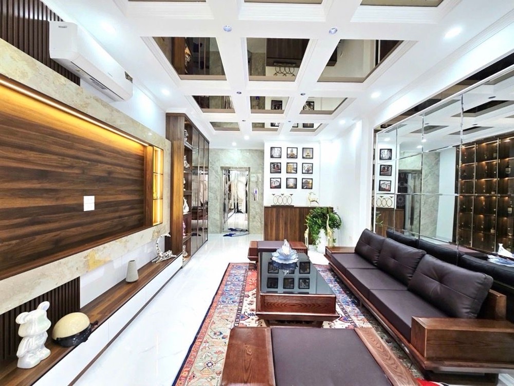 bán nhà xuân la 43m x6 tầng thang máy,full nội thất đẹp giá 12,8 tỷ-cách hồ tây 100m