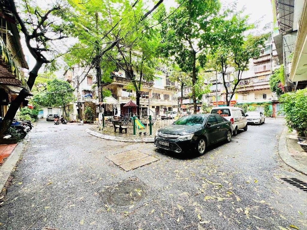 bán tập thể bắc nghĩa tân DT 60m 2 ngủ chỉ 4,080 tỷ,full nội thất,2 thoáng,ô tô đỗ cửa