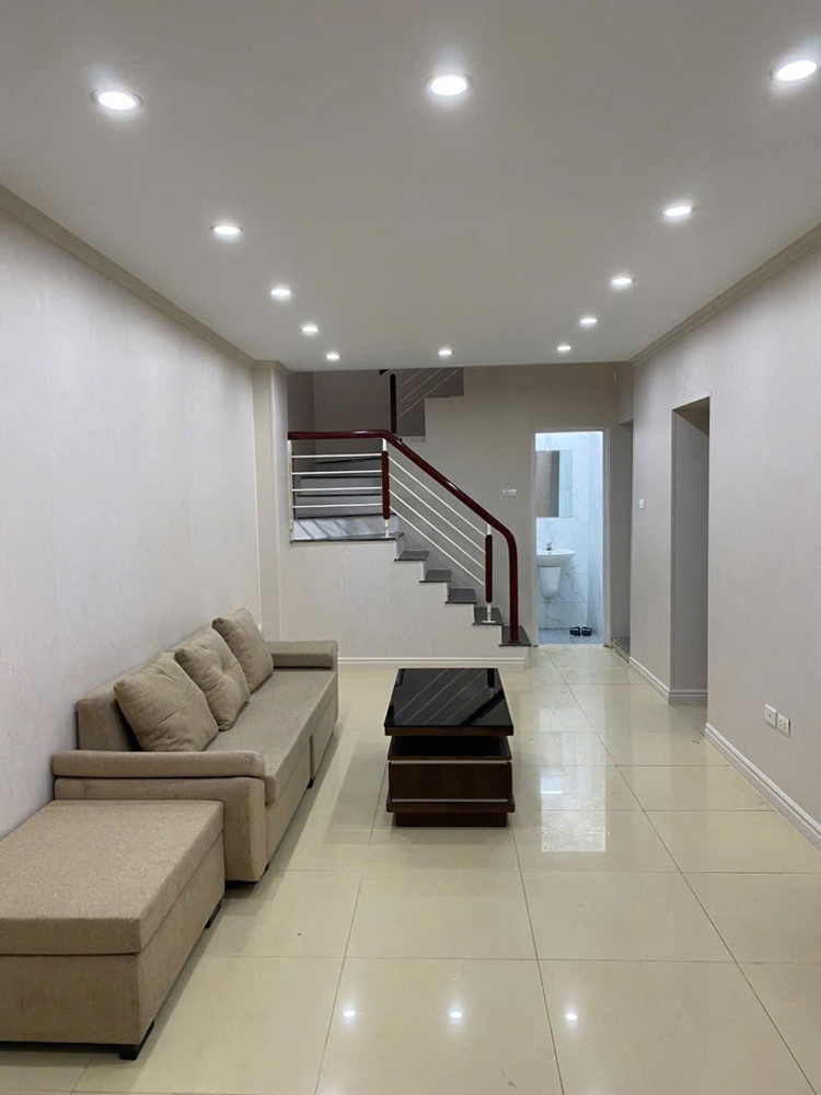 ĐẤT VÀNG BA ĐÌNH - GẦN OTO - 2 BƯỚC RA CHỢ, NHIỀU TIỆN ÍCH - NHÀ MỚI Ở LUÔN  50m, 4 T, nhỉnh 7 tỷ