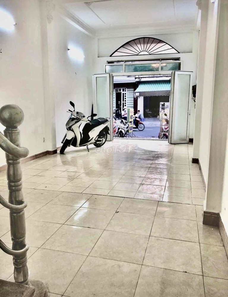 Cho thuê nhà Mặt tiền Phạm Văn Xảo 80m2, 2Lầu - GẦN CHUNG CƯ