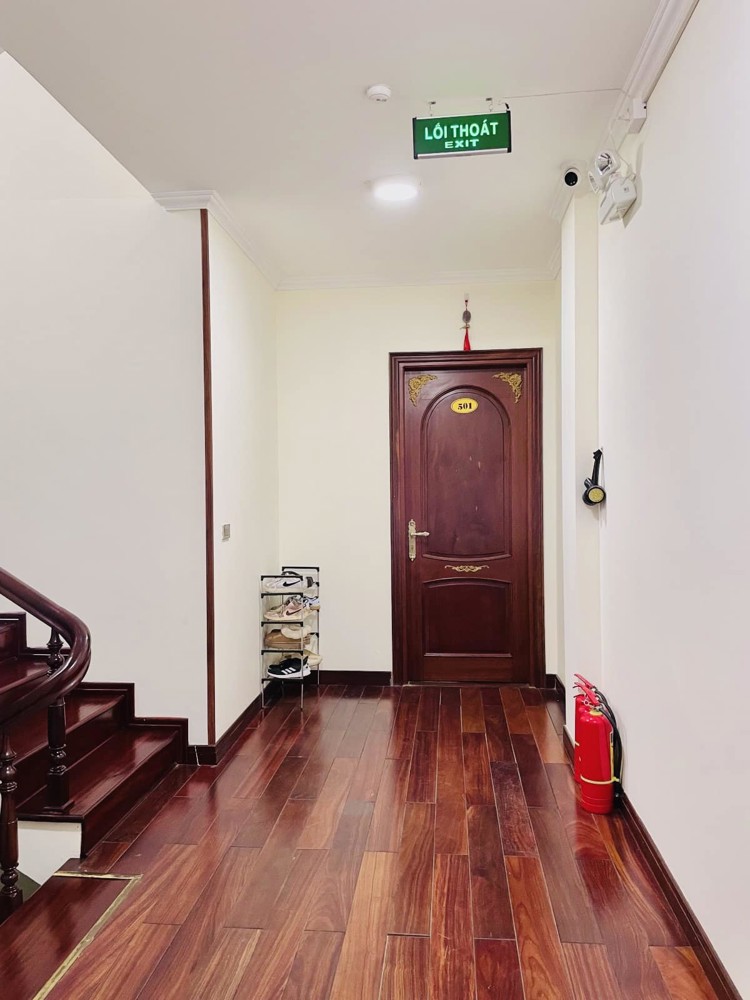 BÁN NHÀ MẶT PHỐ THANH XUÂN, OTO TRÁNH VỈA HÈ KINH DOANH SẦM UẤT, 61M2 MT4.5 NHỈNH 30 TỶ