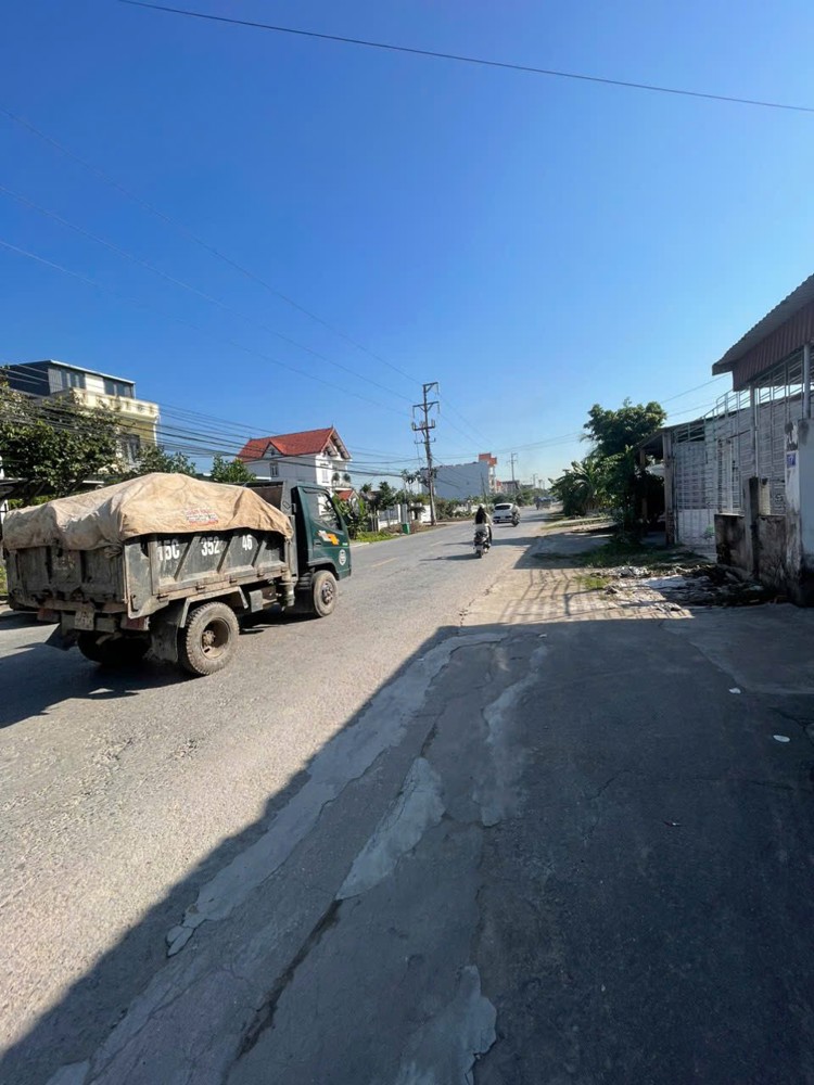 LÔ F0 – TUYẾN 2 ĐƯỜNG 402 TƯ THUỶ – GIÁ CHỈ 2,X TỶ  ZALO 0567 222 555